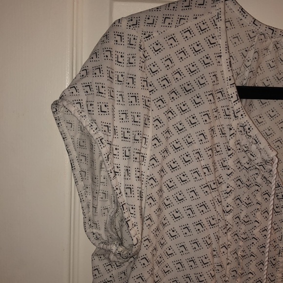Sonoma White Blouse with Black Pattern and Ties Size Medium - Picture 4 of 6